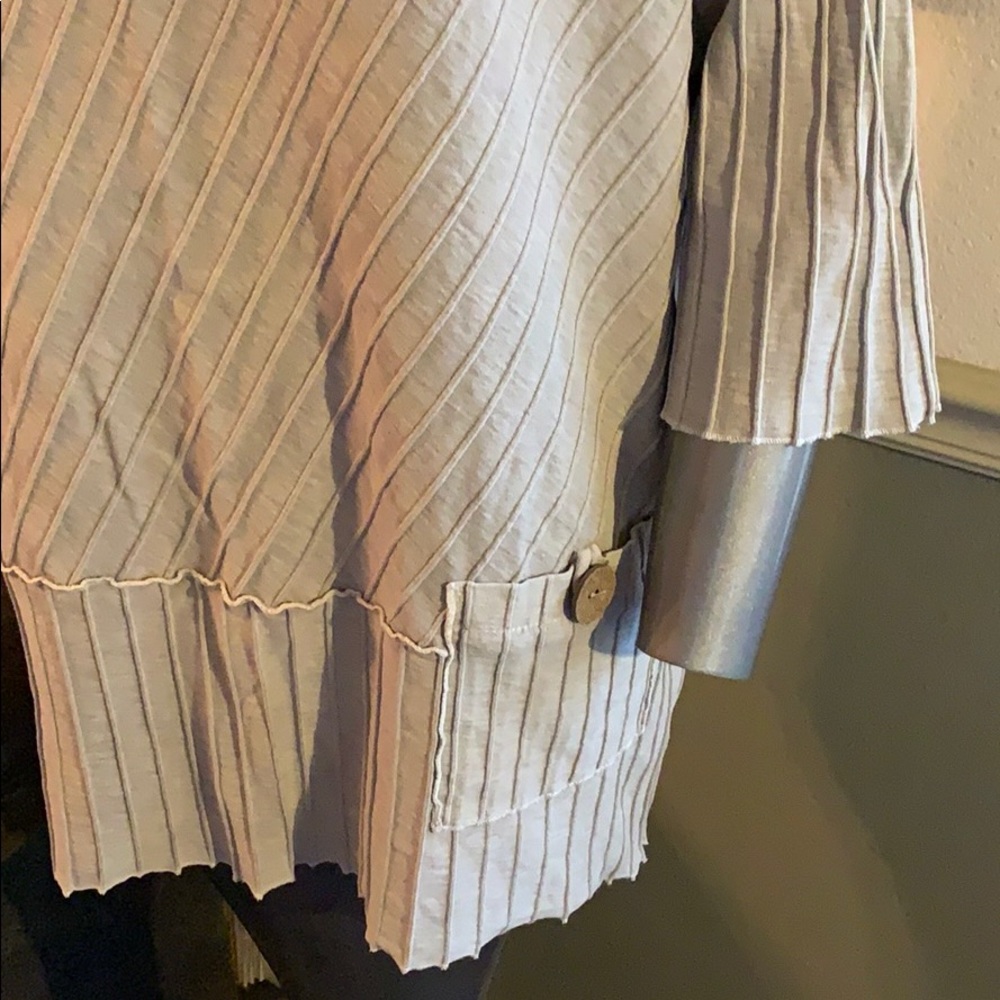 Focus Ribbed Pocket Tunic - Picture 2 of 10